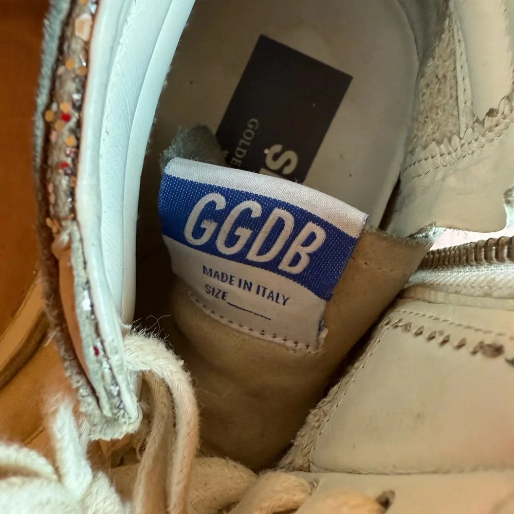 Golden Goose White and Silver Glitter High-Top Sneakers Slide - 8 - Picture 4 of 5